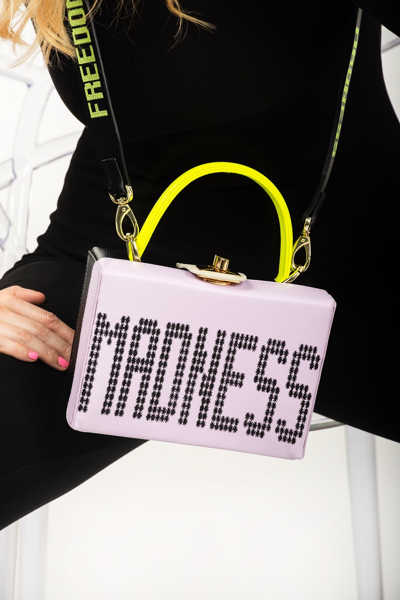 DC bags DIVINA CASTIDAD