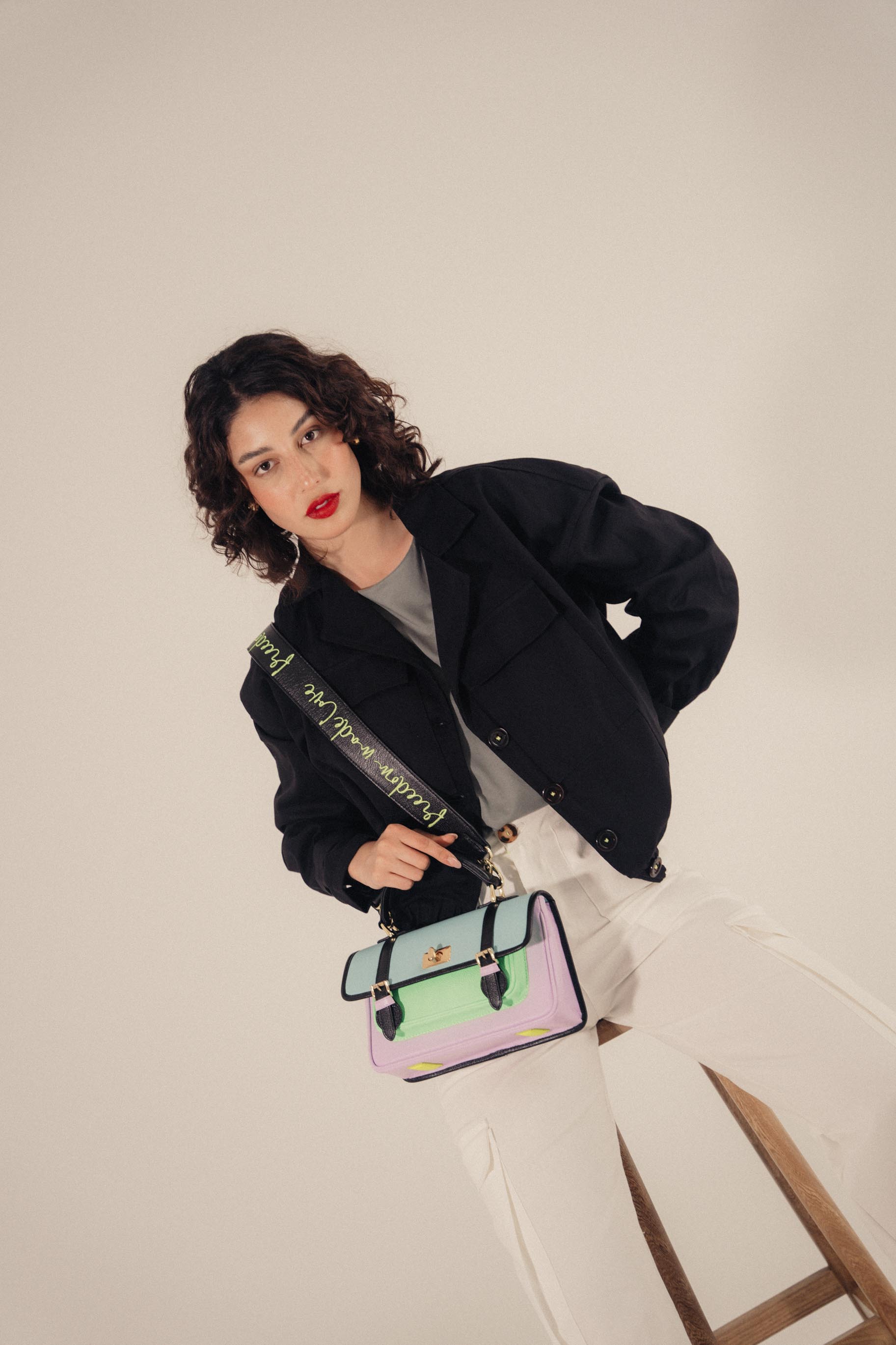 BOMBER jacket - NEGRO - DIVINA CASTIDAD