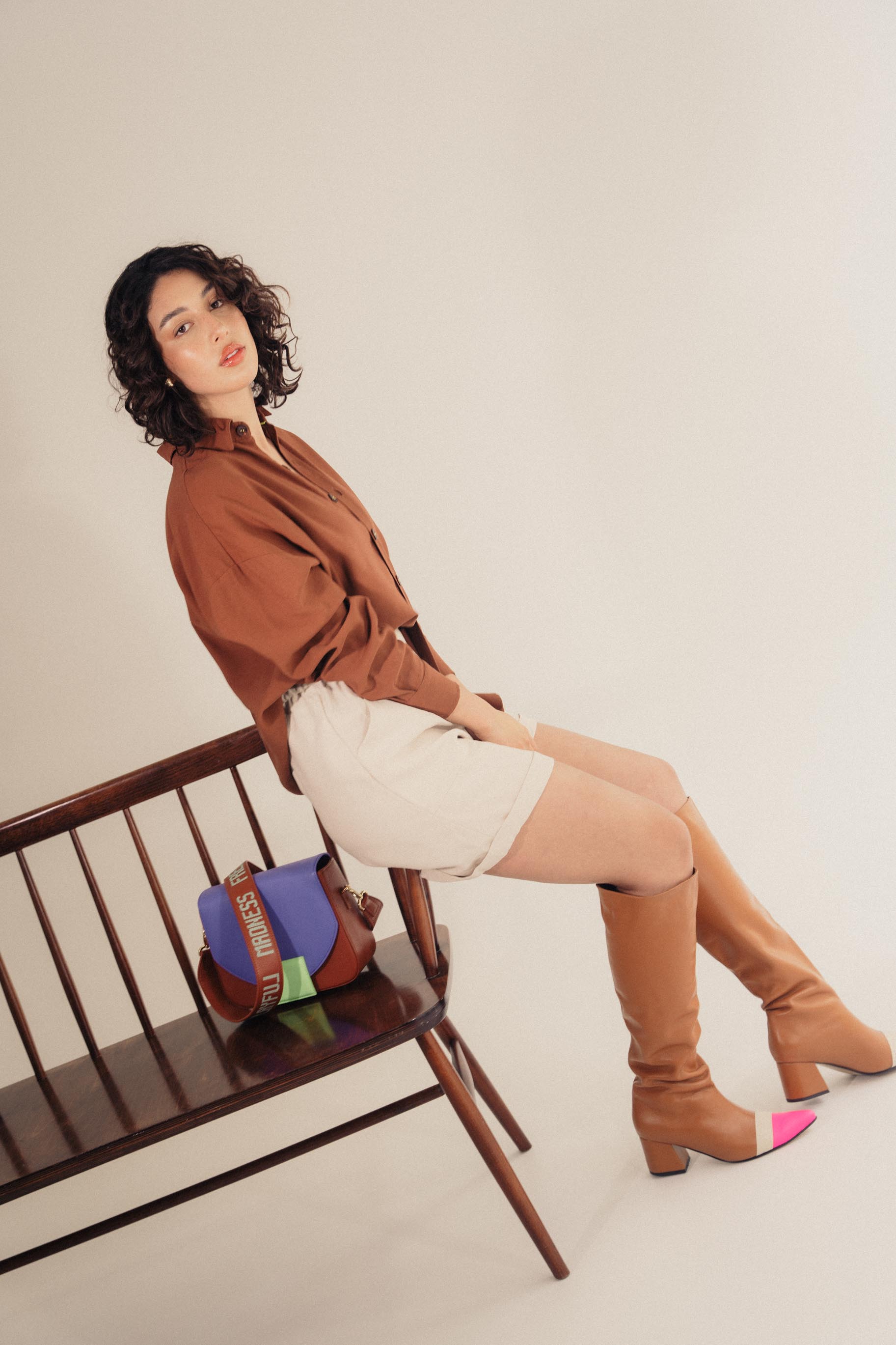 BERMUDA DC - arena - DIVINA CASTIDAD