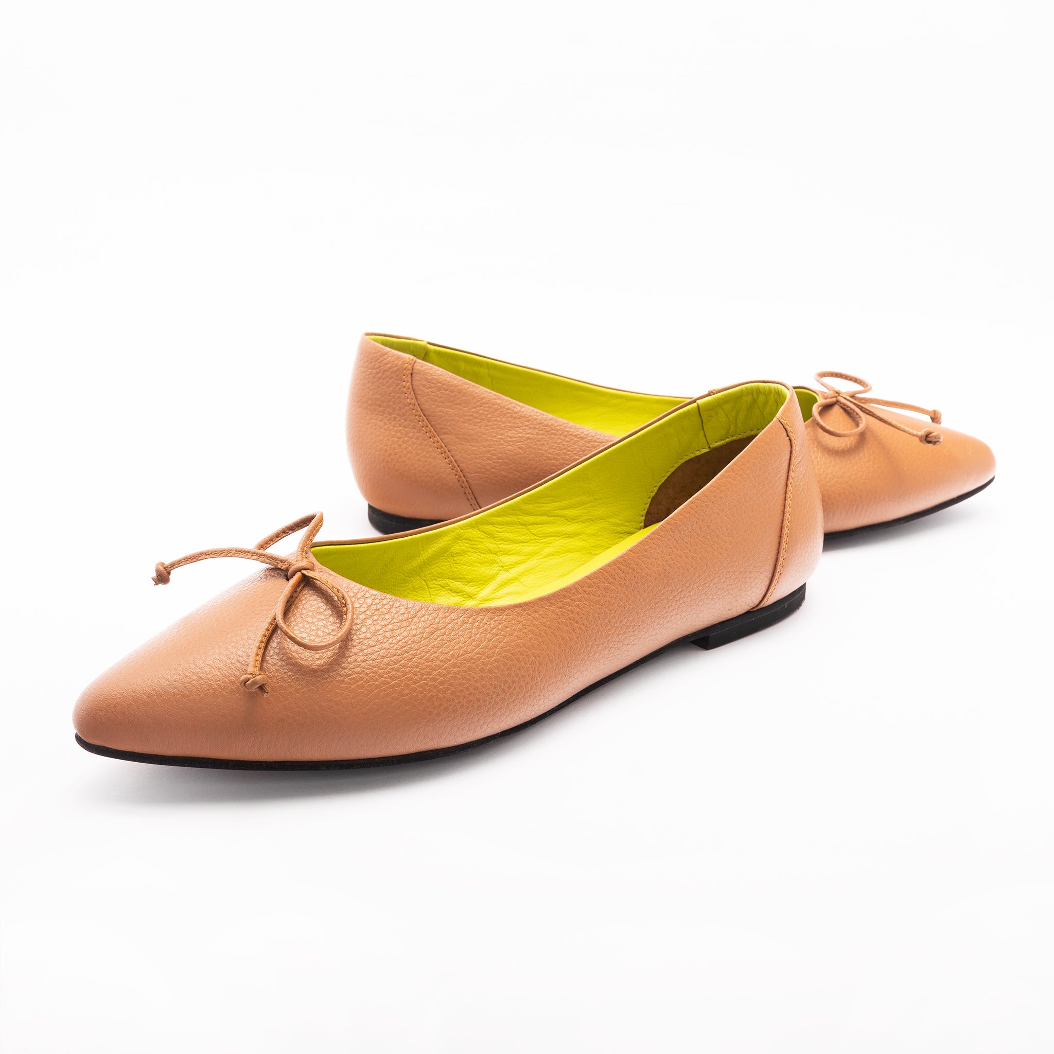 BUN ballerina - CAMEL - DIVINA CASTIDAD