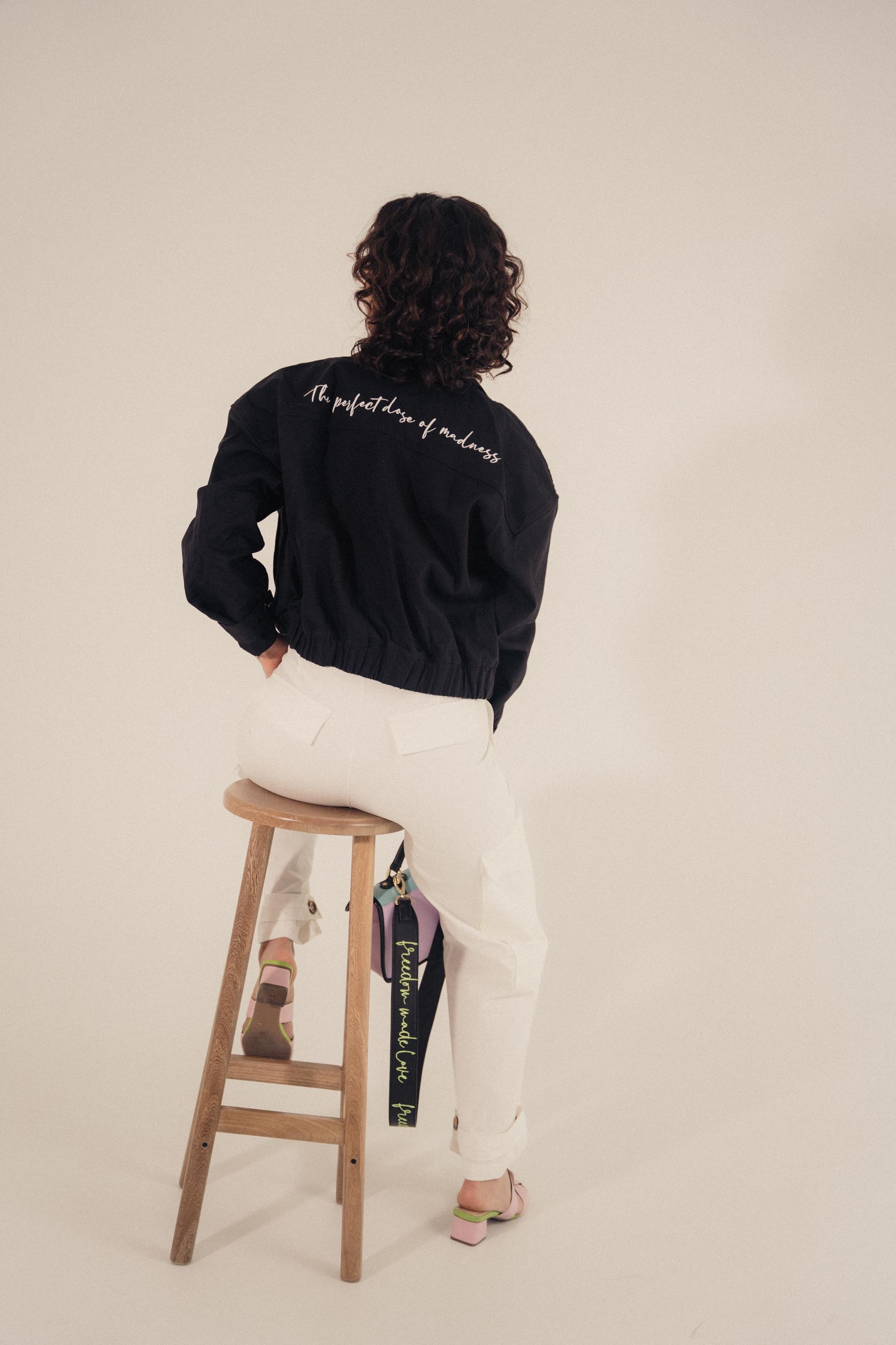 BOMBER jacket - NEGRO - DIVINA CASTIDAD