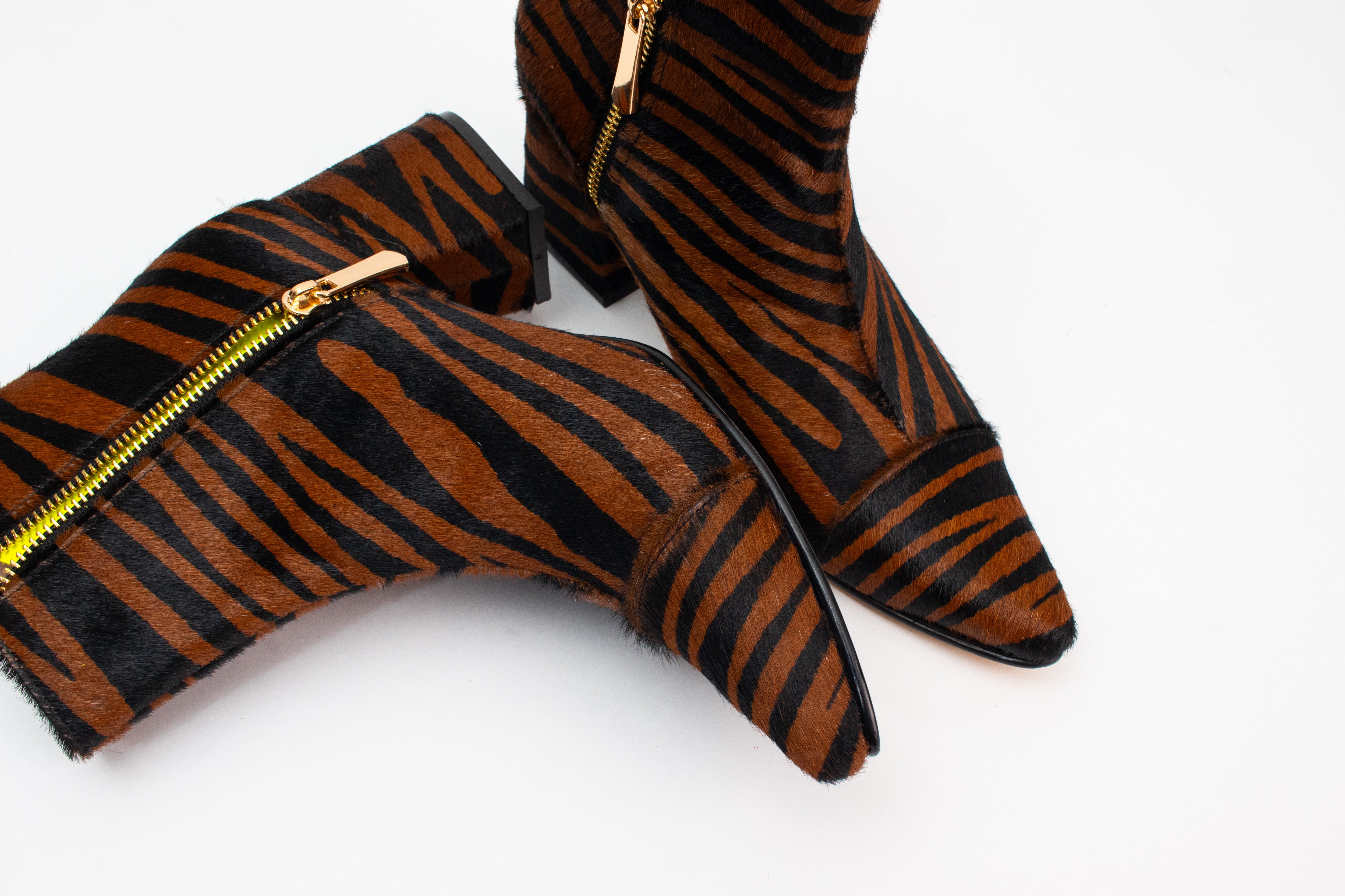 ANKLE boots pelo - ZEBRA