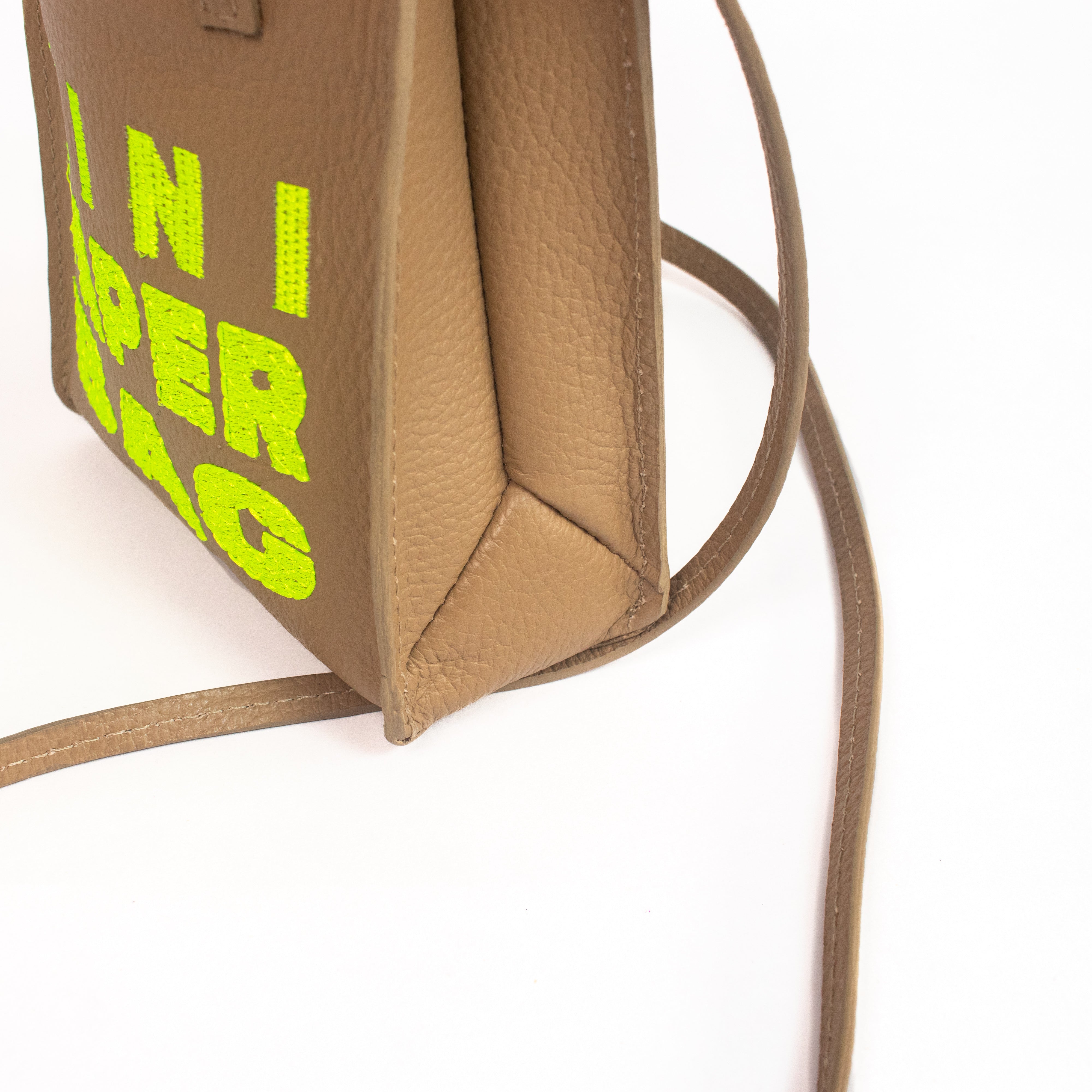 Mini Paper Bag - Cocoa x Limón Neón