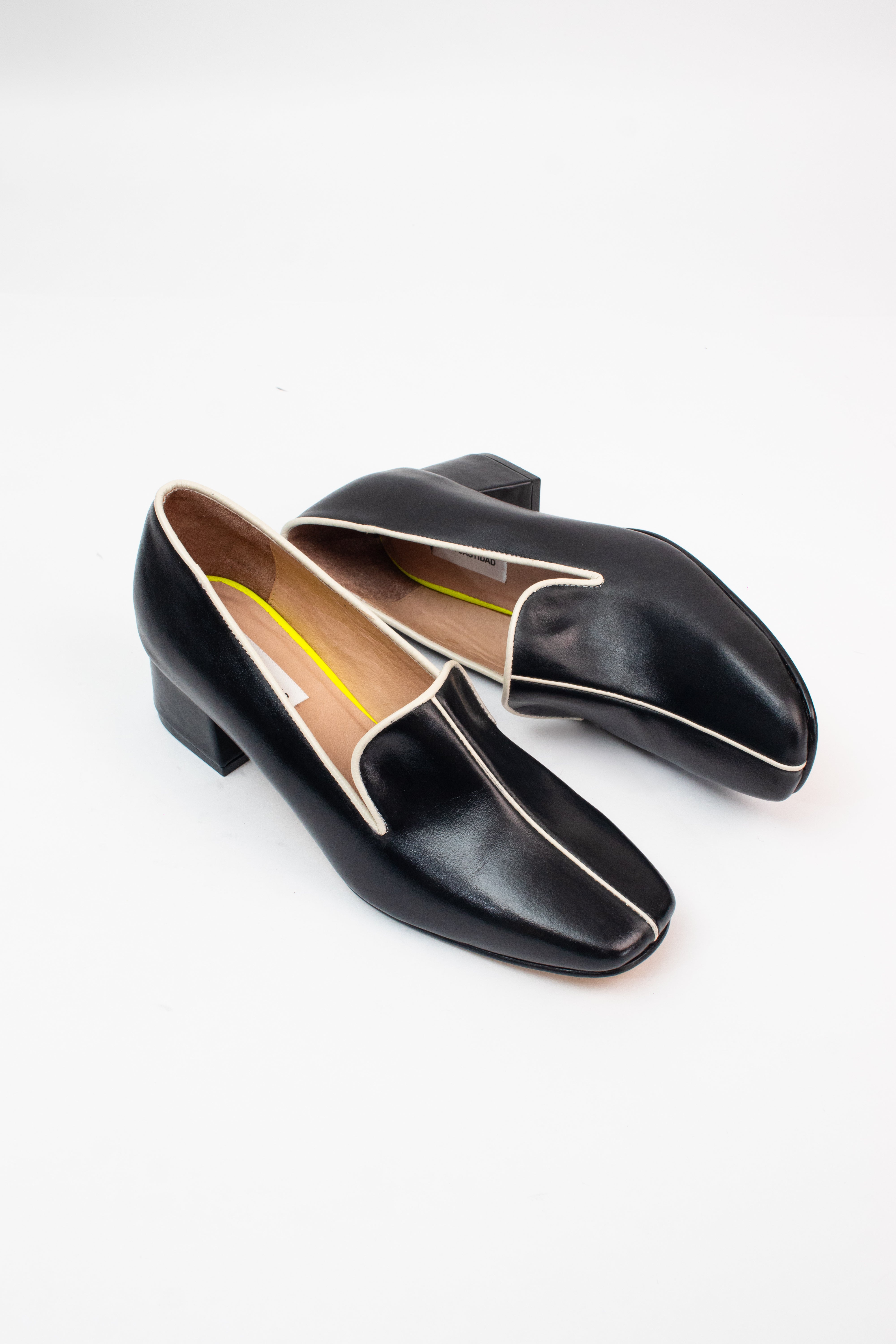 LOAFERS - negro x blanco