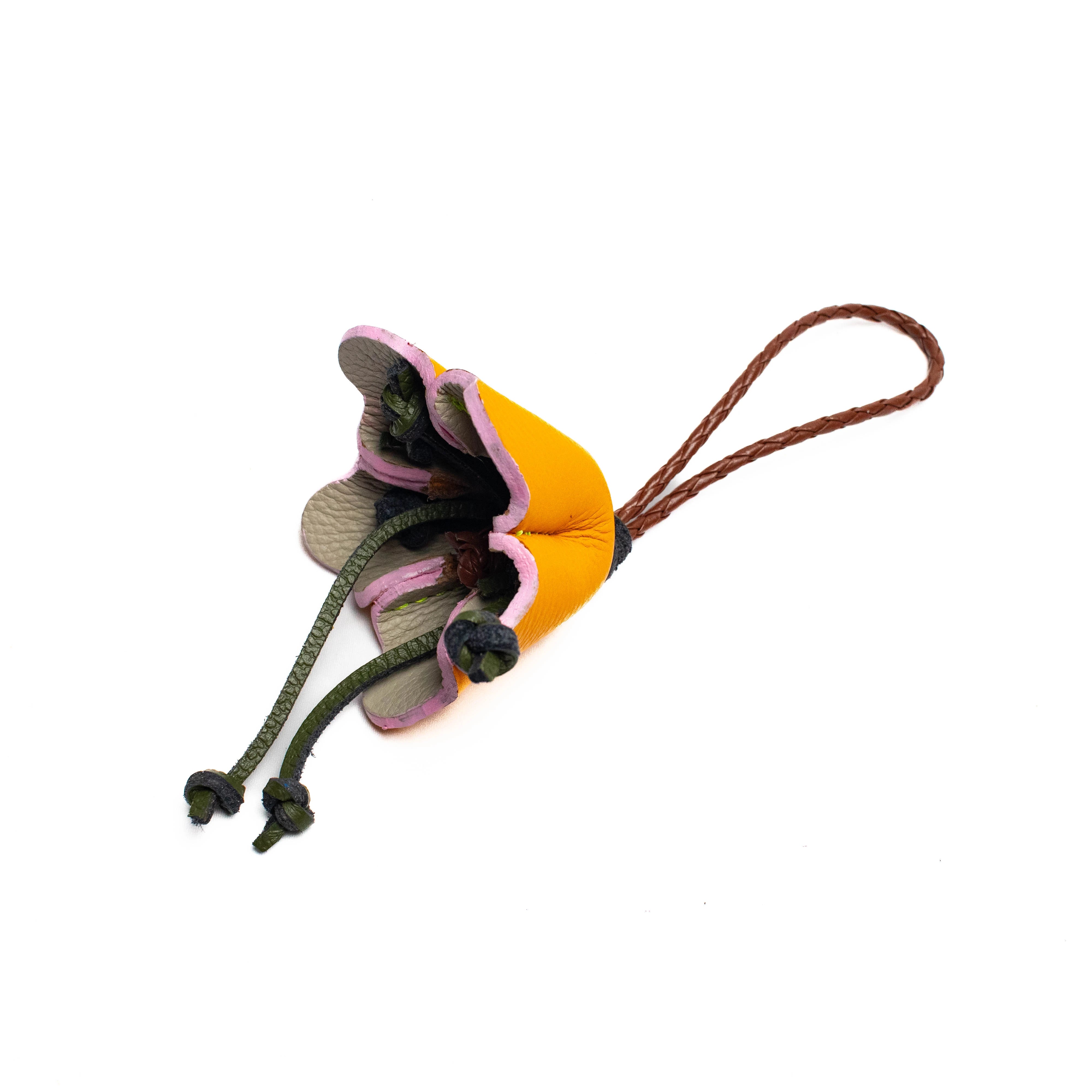 Orchidea Charm Amarillo + Lila