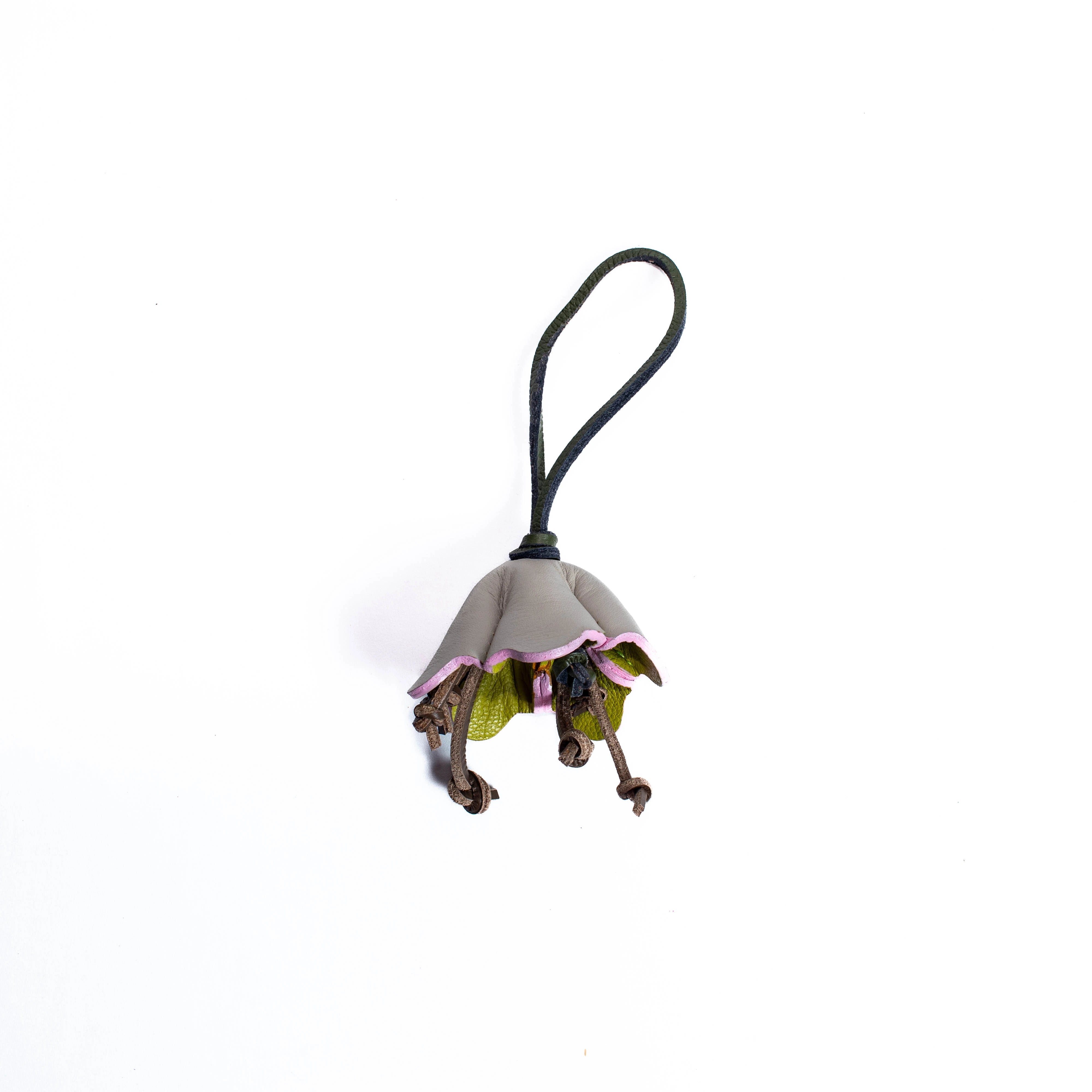 Orchidea Charm Verde + Lila