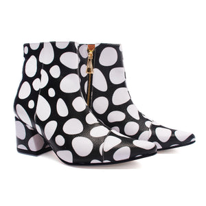 ANKLE boots B&W eggs