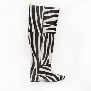 KNEE high BOOTS b&w ZEBRA bold