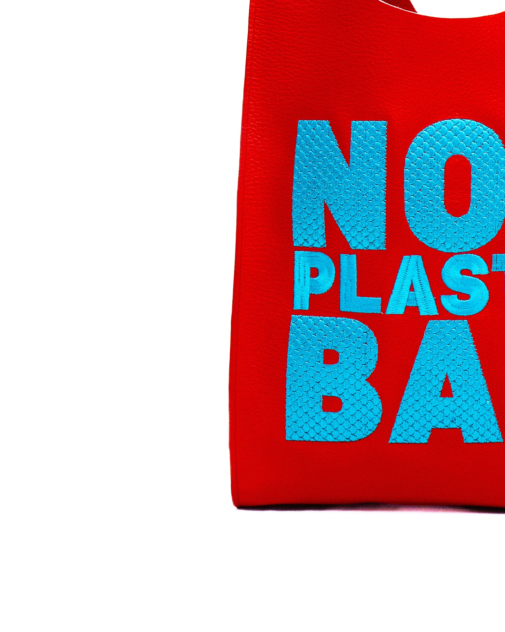 PLASTIC BAG MIDI - rojo x bordado celeste