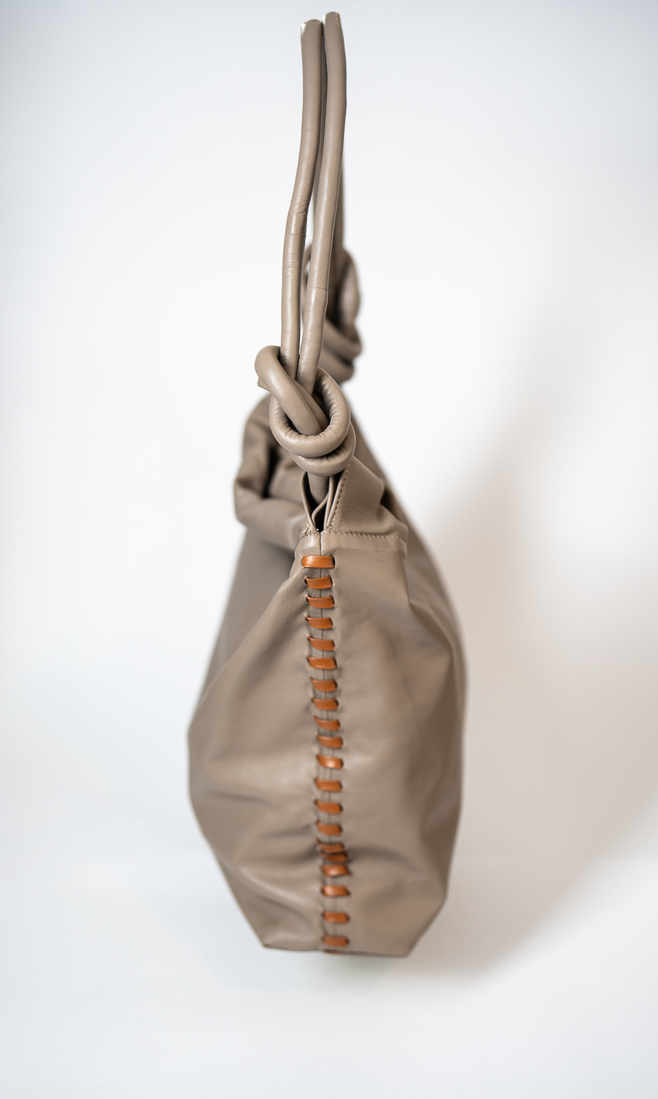 CHUNKIE hobo BAG taupe