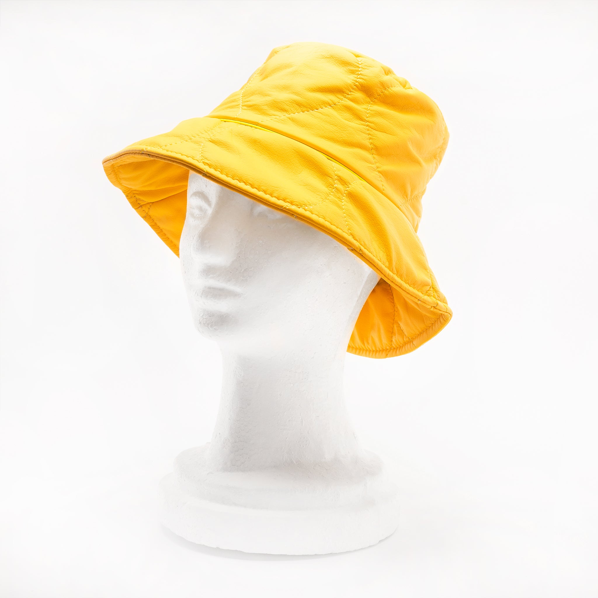 BUCKET hat - LIGHT yellow - DIVINA CASTIDAD