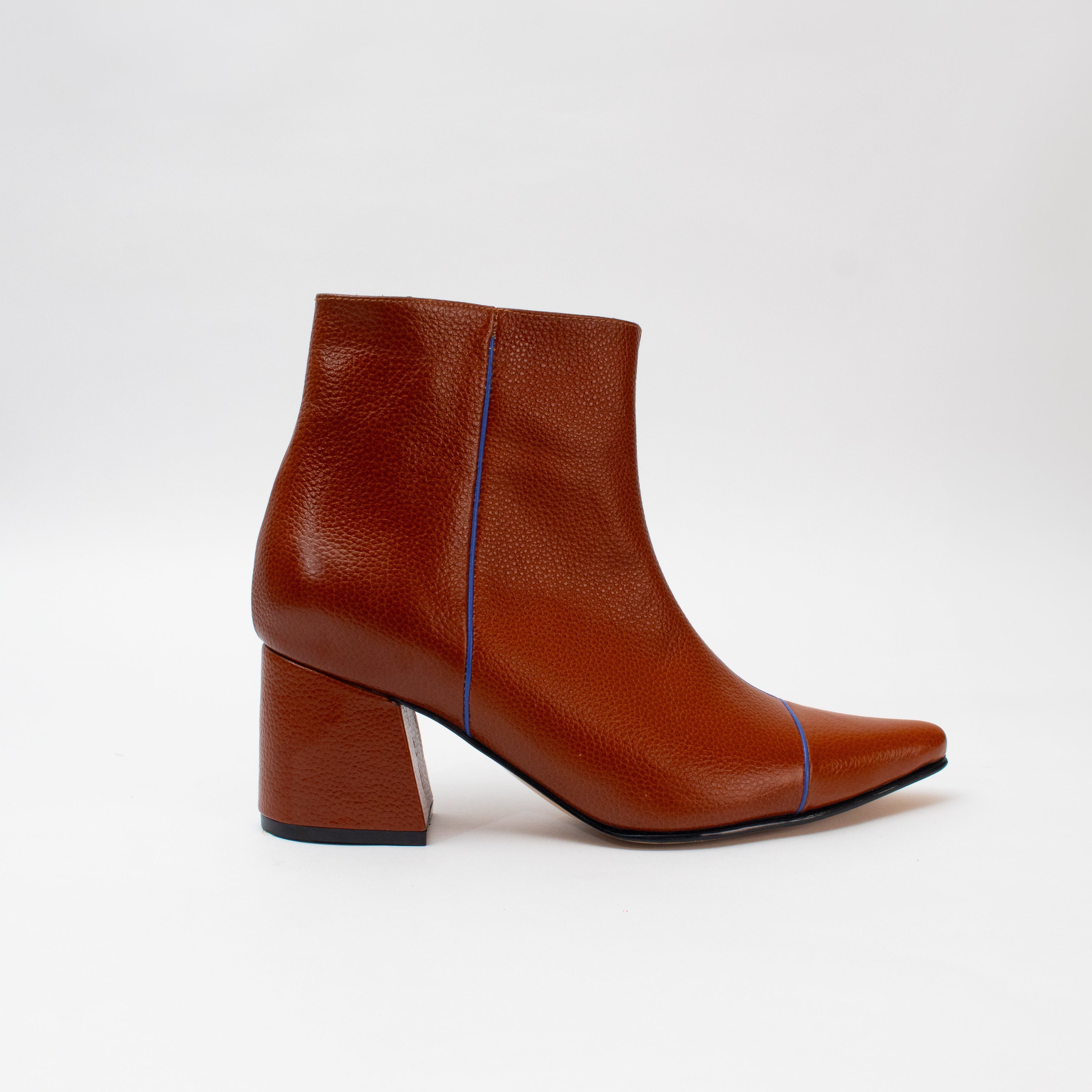 ANKLE boots - Caramelo x violeta
